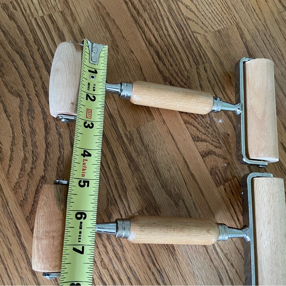 Set of 2 Dough Rollers. Great for baking needs - Picture 4 of 4